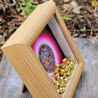 Tranh lưu niệm để bàn mandala kalachakra và thỏi vàng mẫu 1